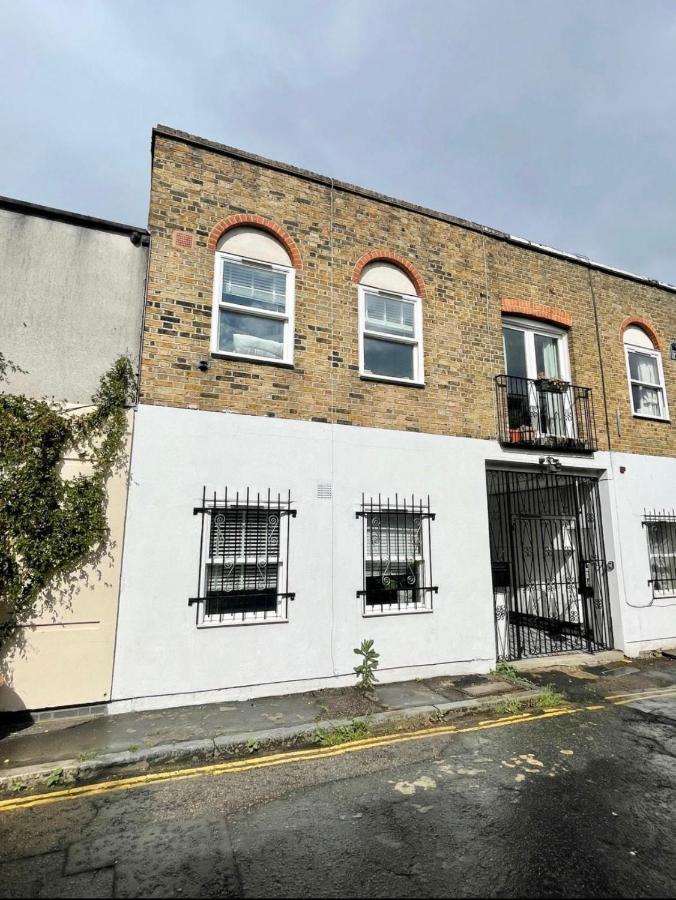 *New* Beautiful 2 Bedroom House In Central Location London Exteriör bild